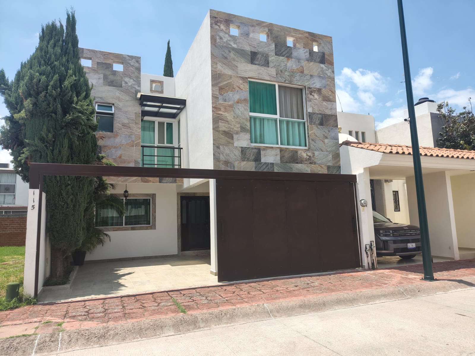 ¡CASA EN VENTA EN RESIDENCIAL SANTA FE II!