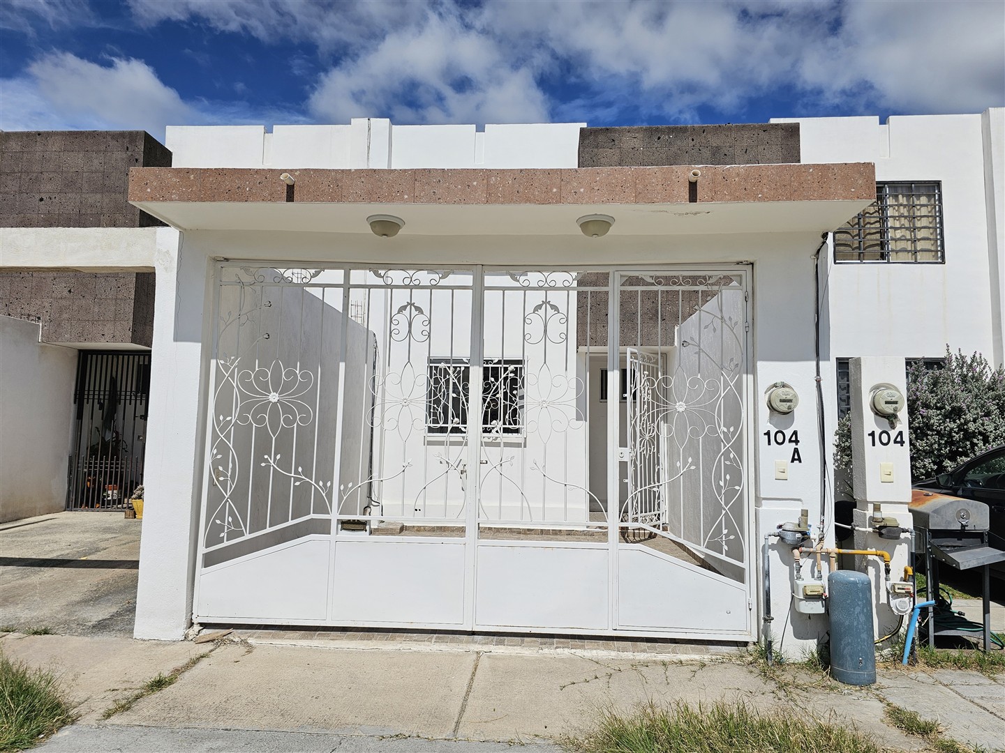 Renta Zona Sur Con Recámara En Planta Baja